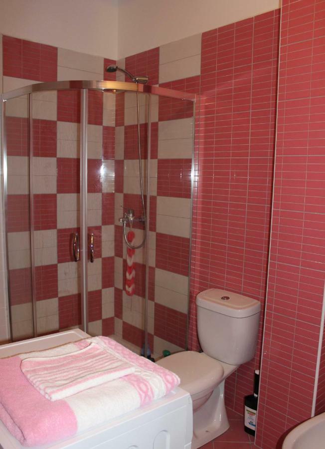 25 Apartamento *